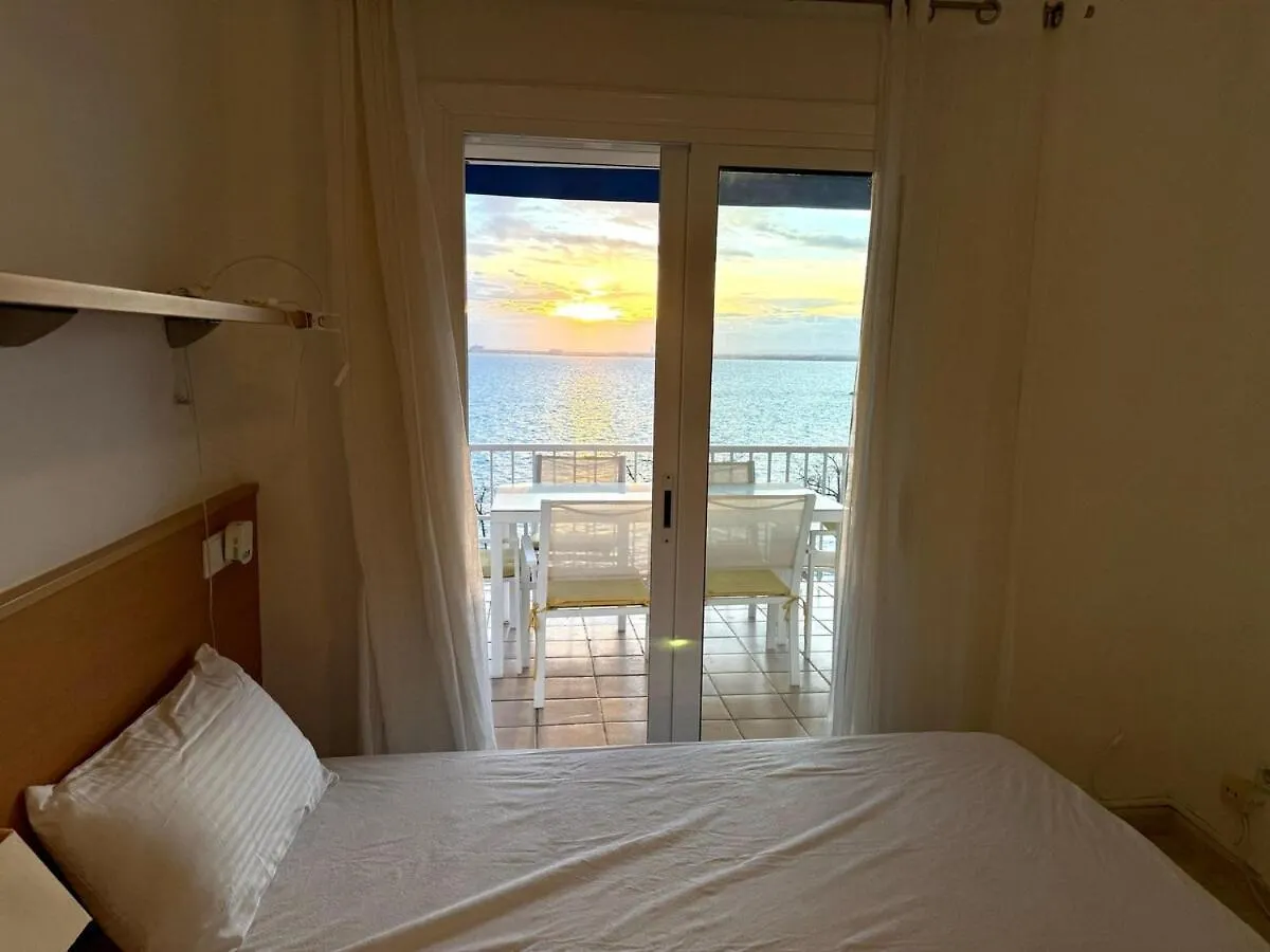 Apartamento En La Playa Del Segon Moll Roses